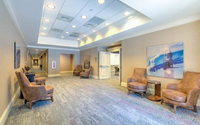 Courtyard Chapel Hill