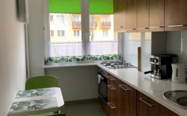 Apartment Mona Warsaw przy stacji metra
