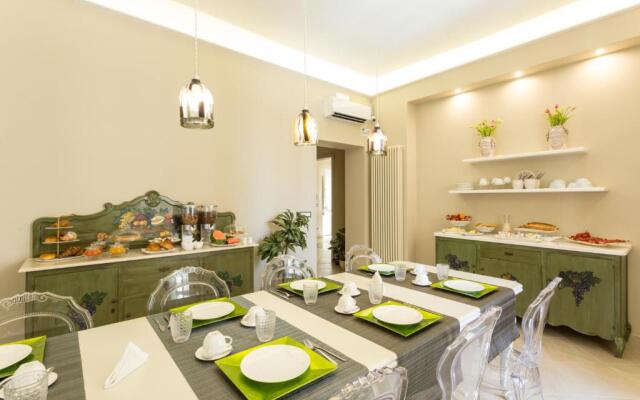 Maecò Ortigia B&B
