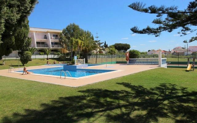 Appt With Large Terrace And Pool - Porches