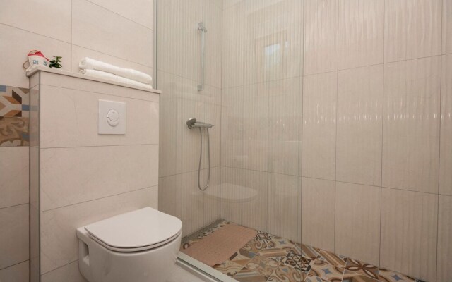 Beautiful Home in Baska Voda With Wifi and 2 Bedrooms