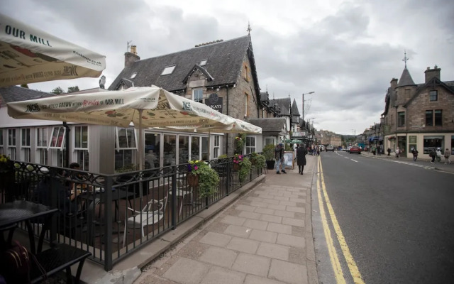 McKays Hotel Bar & Restaurant