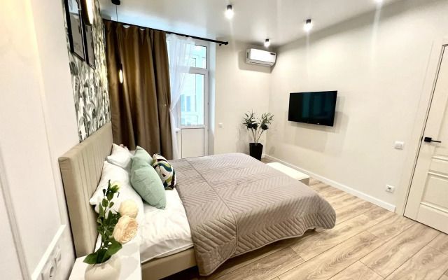RentFlat (Rent Flat) on Rossiyskiy Avenue 15