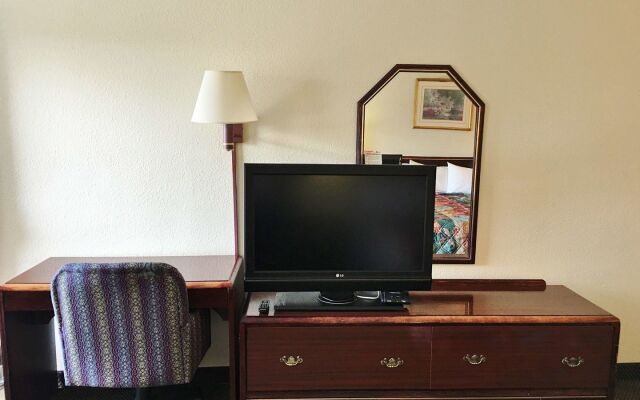 Americas Best Value Inn & Suites Clarksdale