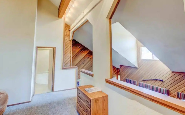 Aspen Creek 204 - Three Bedroom Condo