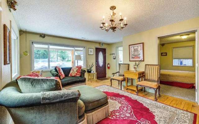 Eureka Springs Rental - Walk to Downtown!