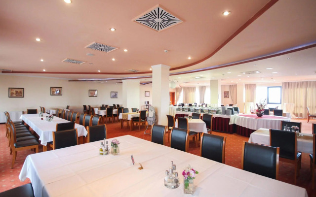 Galleria Hotel