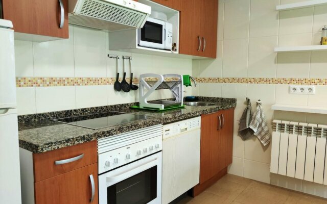 Apartment With 2 Bedrooms in Foz, With Terrace - 1 km From the Beach