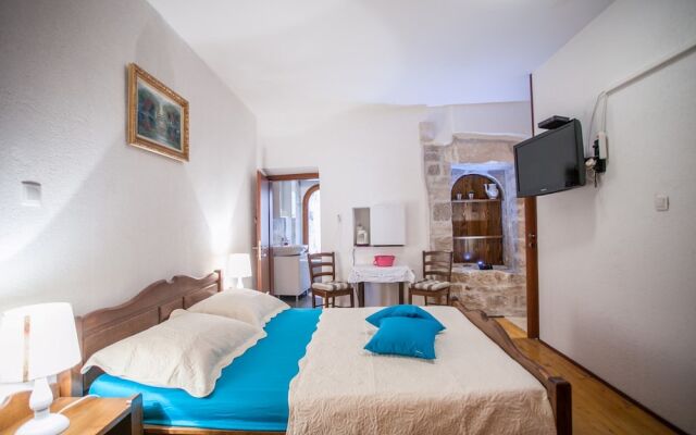 Guest House Trifora