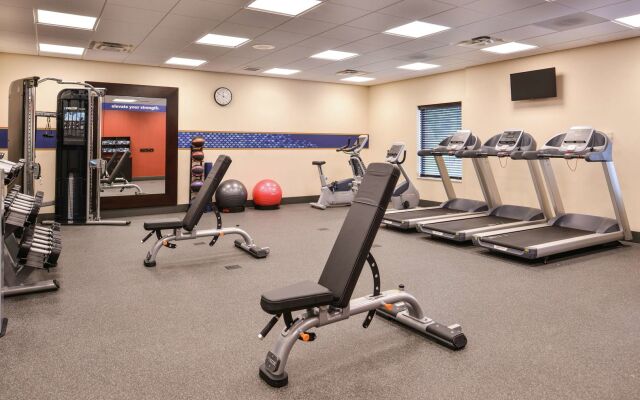 Hampton Inn & Suites St. Paul Oakdale/Woodbury