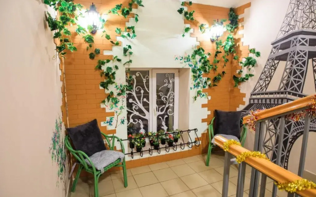 Art Kommunalka Hotel