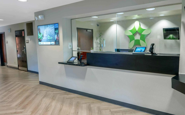 Extended Stay America Suites Phoenix Biltmore
