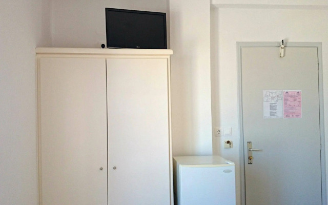 Athena Rooms