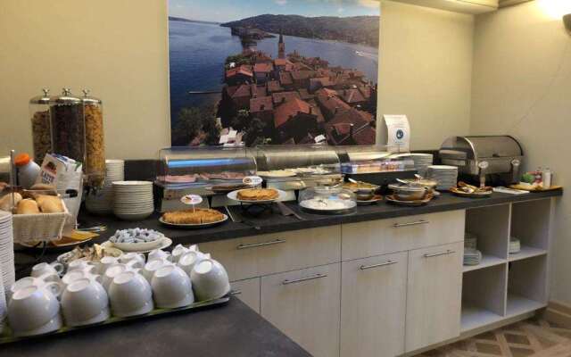 Crystal Hotel Varese