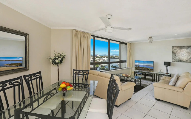 Palmerston Tower on Southport Broadwater