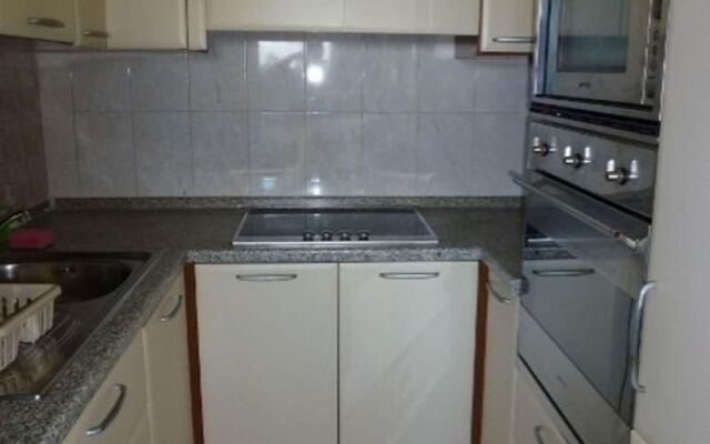 Golden View Apartments