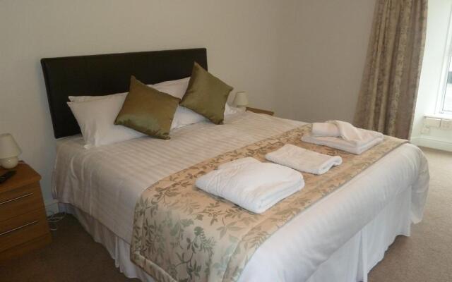 Eliot House Hotel