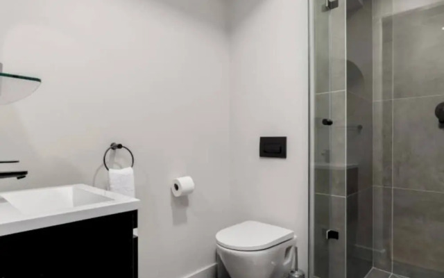 Stylish City Apartment