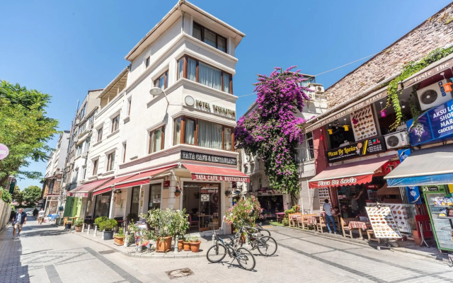 Taya Hatun Hotel