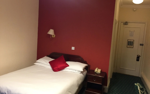 Green Dragon Hotel