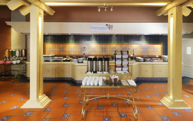Holiday Inn Express Monterrey Galerias by IHG
