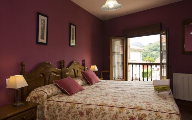 Apartamentos la Regoria