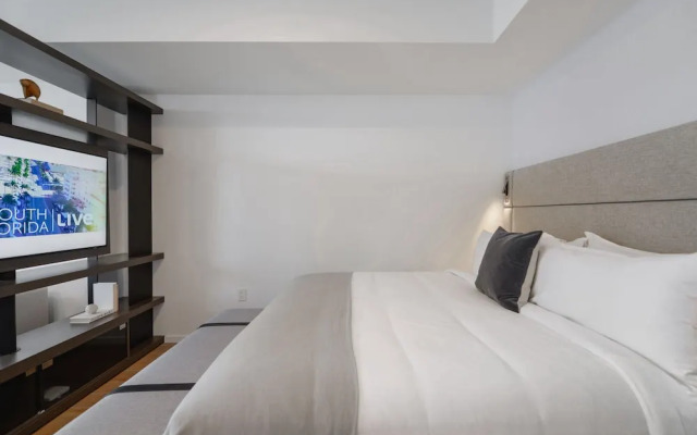 Exclusive Oasis Charming Studio Apt