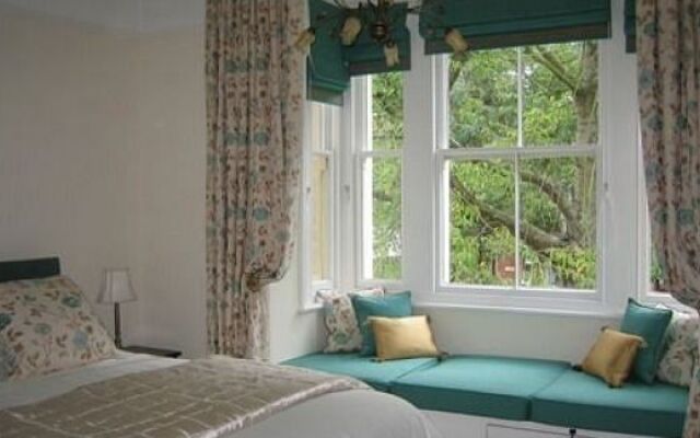 Sillett House