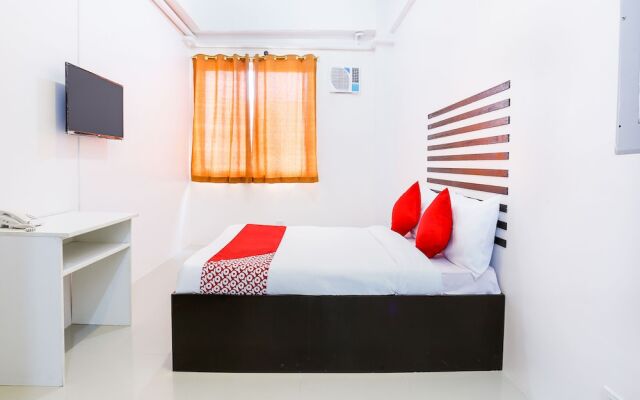 Jardin Suites by OYO Rooms