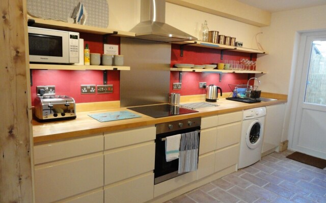 The Little Luckwell Apartment