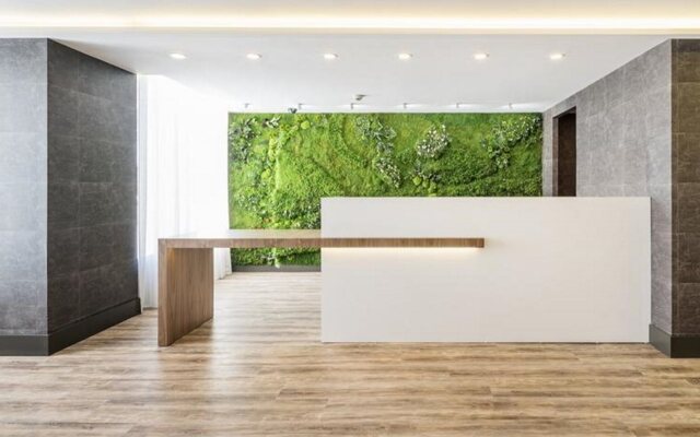 Hotel ILUNION Las Lomas