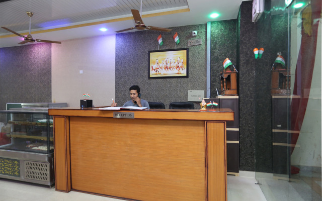 Hotel Sudhir by OYO Rooms