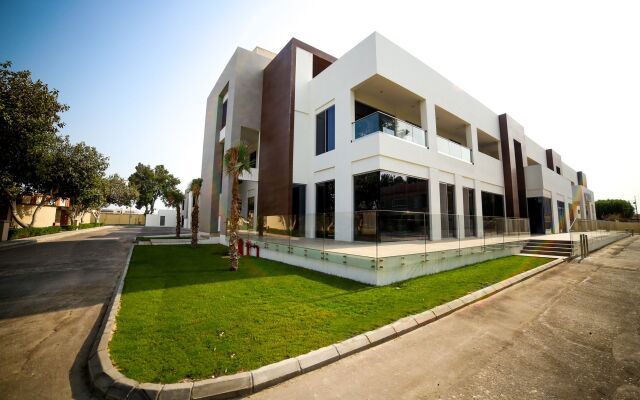 M Executive Hotel & Residence