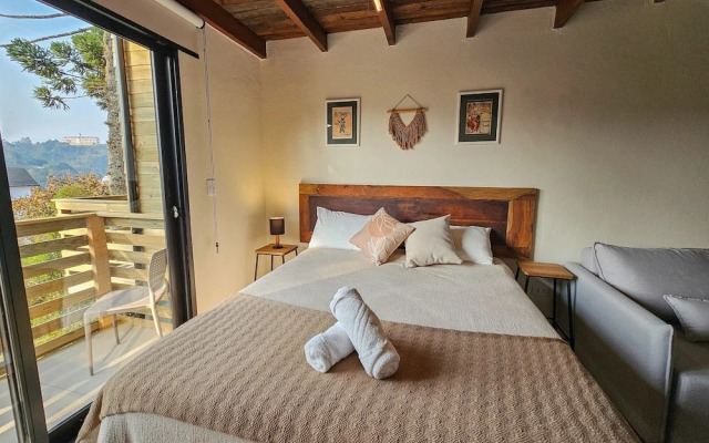 Estudios no Capivari by The Lodges