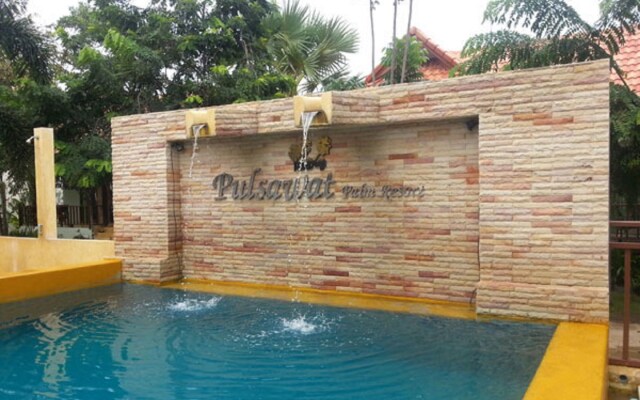 Pulsawat Palm Resort