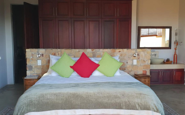 Tamodi Lodge and Stables