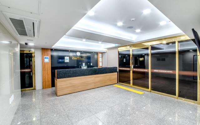 Sky Hill Hotel
