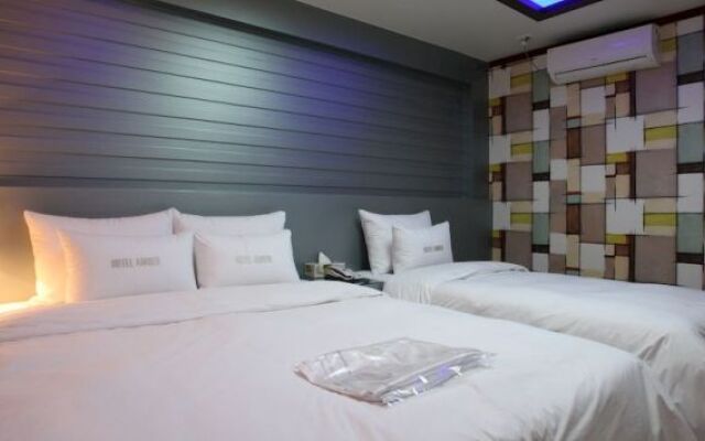Hotel Travel