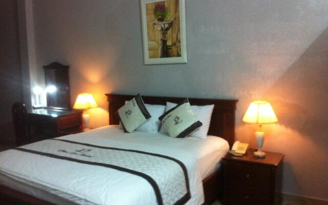 Phu Loc Hotel