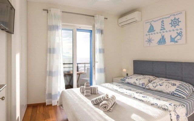 Stunning Home in Brist With Wifi and 4 Bedrooms