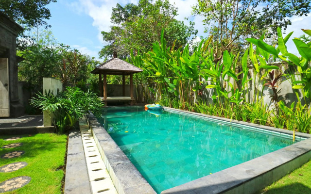 Avisara Villa & Guest House