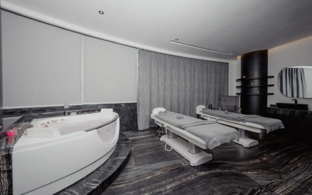Century Marina Hotel Lusail