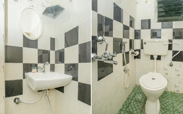 OYO 14430 Sunshine Grand