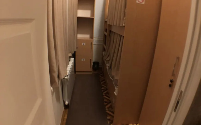 Comfy HOSTEL