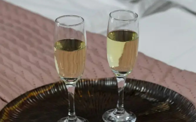 Seaside Apartment With AC by Renters