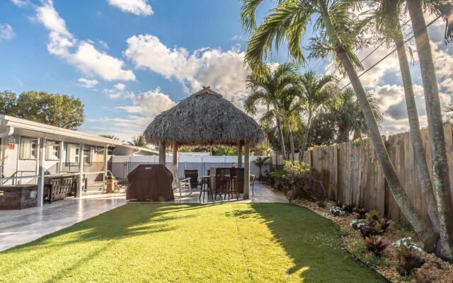 Tiki-home Elite Staycation