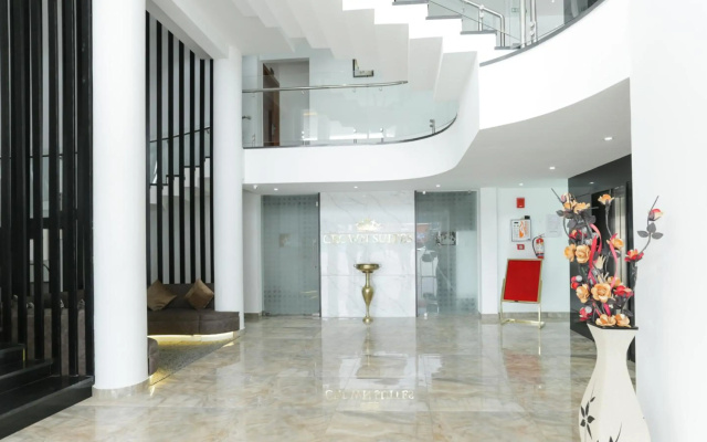 Hotel Crown Suites