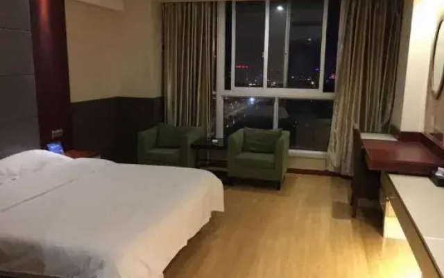 GreenTree Inn (Nantong Tongzhou District Century Avenue Jianghai Huangdu Branch)