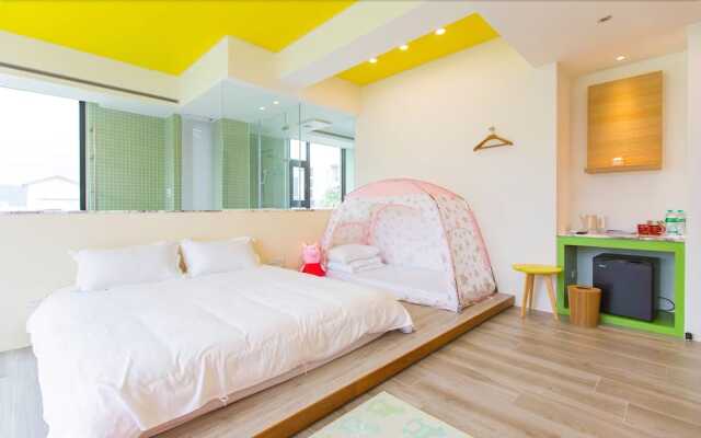 Wo Club Hall