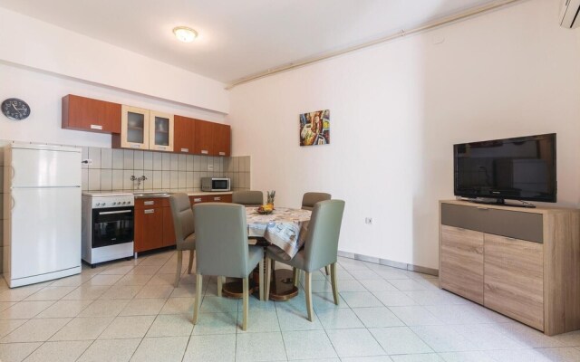 Nice Apartment in Medulin With Wifi and 2 Bedrooms